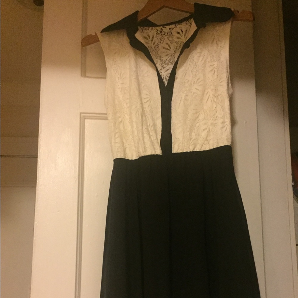 Bisou bisou cream lace and black dress